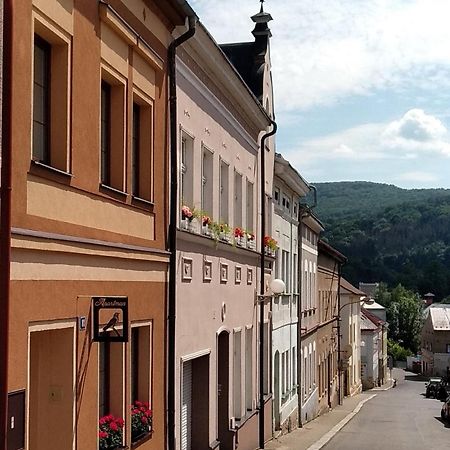 Apartmány Kukaččí hnízdo Benesov nad Ploucnici Exterior foto